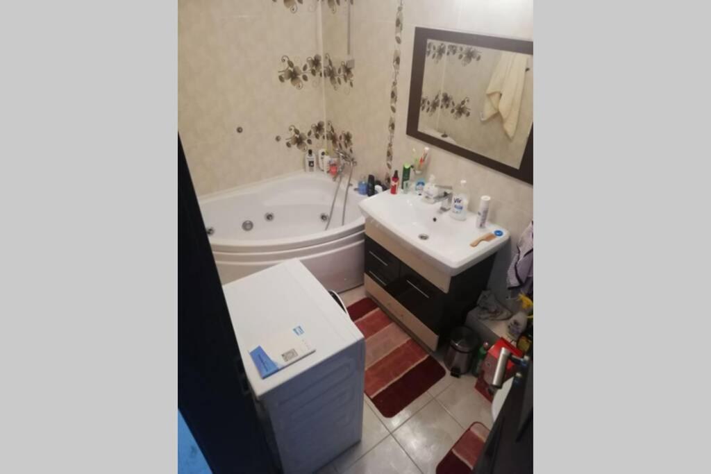 Large Vacation Apartment In 波亚纳布拉索夫 外观 照片
